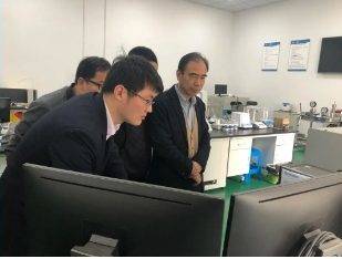国家纳米工程中心常务副主任崔大祥教授一行莅临华体会在线现场考察